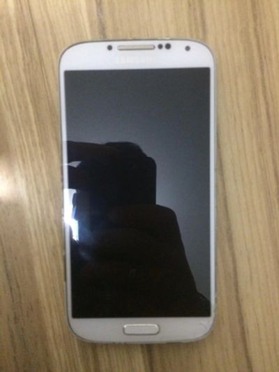 Лот: 8460851. Фото: 1. Samsung galaxy S4 + карта памяти... Смартфоны