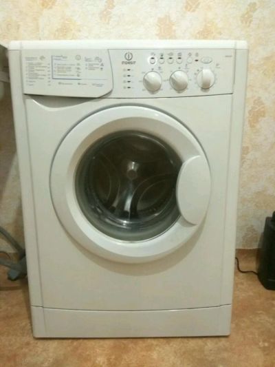 Лот: 11123981. Фото: 1. Стиральная машина автомат Indesit... Стиральные машины