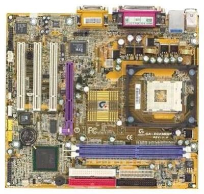 Лот: 782805. Фото: 1. Материнская плата Gigabyte GA-8GEM667... Материнские платы