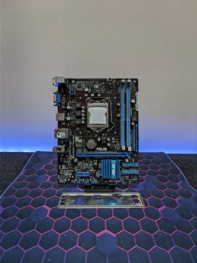 Лот: 25315792. Фото: 1. Мат. плата ASUS P8H61-M LX3/LGA1155... Материнские платы