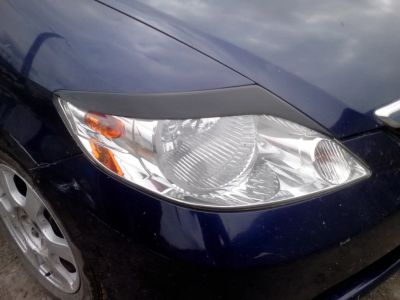 Лот: 4248348. Фото: 1. Реснички на фары Honda Fit Aria... Детали тюнинга