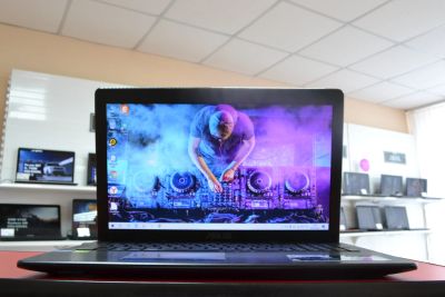 Лот: 15817068. Фото: 1. Asus X552CL (15,6"/intel Core... Ноутбуки