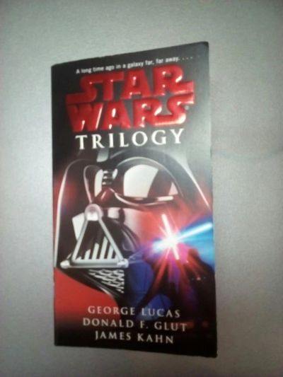 Лот: 8292272. Фото: 1. Star Wars Trilogy книга на английском... Художественная