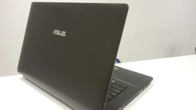 Лот: 15252000. Фото: 1. Ноутбук Asus 4 ядра с большим... Ноутбуки