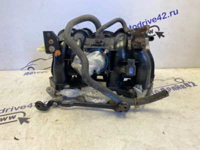 Лот: 21715507. Фото: 1. коллектор впускной Honda Civic... Двигатель и элементы двигателя