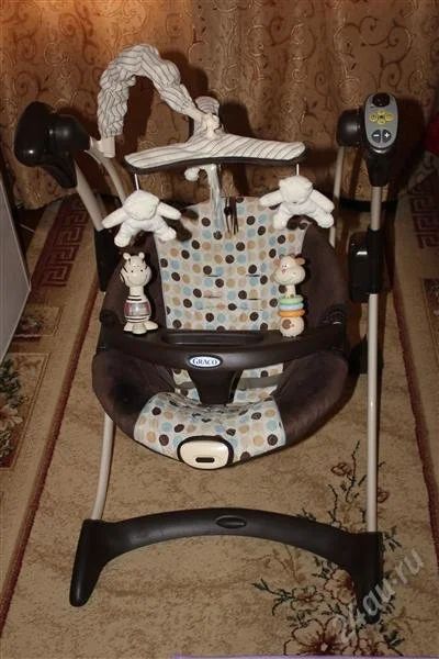 Лот: 2652145. Фото: 1. Электрокачеля Graco. Ходунки, прыгунки, качели