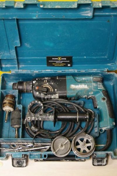 Лот: 10005054. Фото: 1. Продам перфоратор Makita HR2450... Электроинструмент