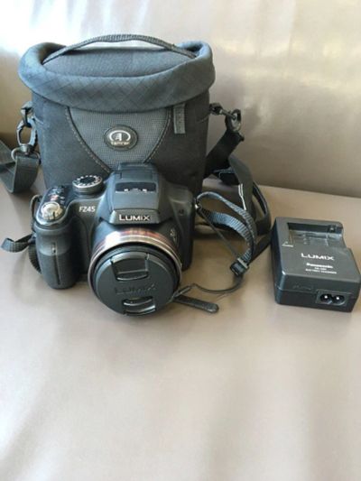 Лот: 11157538. Фото: 1. Фотокамера с суперзумом Panasonic... Цифровые компактные