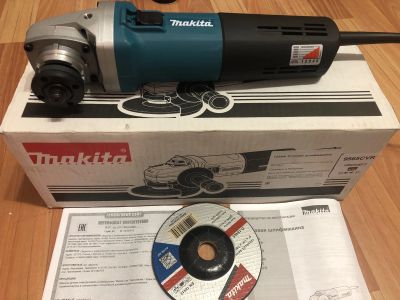 Лот: 15036693. Фото: 1. Угловая шлифмашинка Makita 9565... Электроинструмент