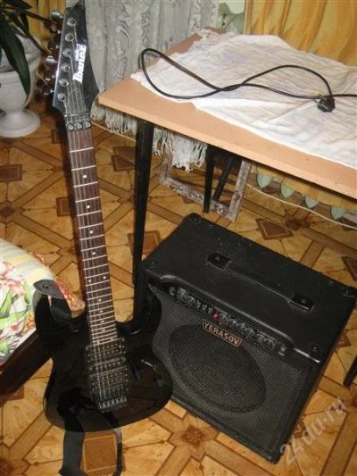 Лот: 2257710. Фото: 1. Гитара Ibanez GRG270B и комбик... Гитары