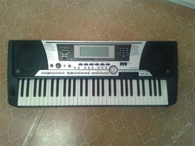 Лот: 2253853. Фото: 1. Продам синтезатор Yamaha PSR-550. Клавишные