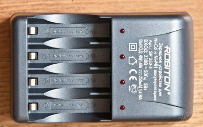 Лот: 1673106. Фото: 1. зарядное устройство для пальчиковых... Батарейки, аккумуляторы, элементы питания
