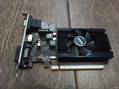 Лот: 15831309. Фото: 1. Новая видеокарта MSI R7 240 2Gb... Видеокарты