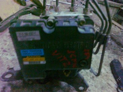 Лот: 2484770. Фото: 1. toyota vitz scp10 блок abs. Другое (автозапчасти)