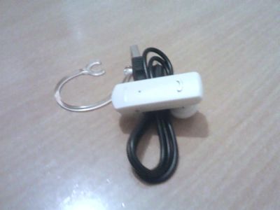 Лот: 3363798. Фото: 1. Bluetooth (Блютуз) гарнитура... Красноярск