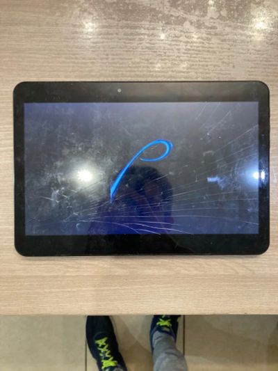 Лот: 18290010. Фото: 1. Планшет Rover Pad Tesla 10.1. Планшеты