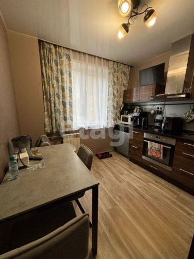 Лот: 25378735. Фото: 1. 3-комн. квартира , Красноярск... Квартиры, студии