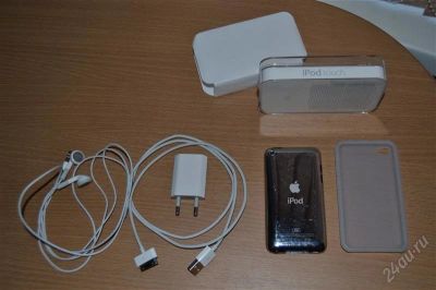 Лот: 1426401. Фото: 1. Ipod Touch 4g 8Gb. Плееры
