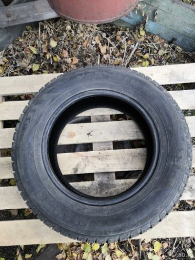 Лот: 18240900. Фото: 1. Шины Nokian 215/65 R16. Шины