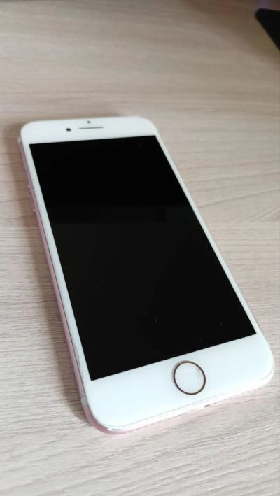 Лот: 20025574. Фото: 1. iPhone 7 розовый 256gb. Смартфоны