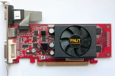 Лот: 9940566. Фото: 1. Palit GeForce 8400 GS PCI-E 256Mb... Видеокарты