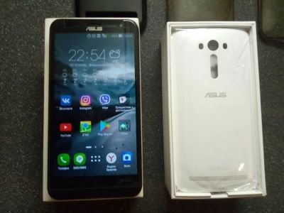 Лот: 10601764. Фото: 1. ASUS ZenFone 2 ze550kl. Смартфоны