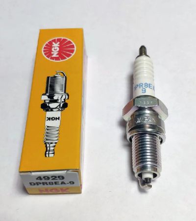 Лот: 15957197. Фото: 1. Свеча зажигания NGK DPR8EA-9... Запчасти