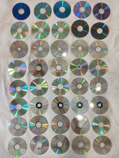 Лот: 17871051. Фото: 1. Диски CD на поделки 40 шт. Аудиозаписи