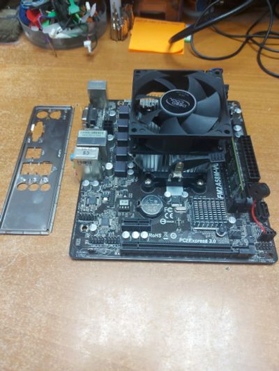 Лот: 25527771. Фото: 1. Комплект AMD A4-5300/ASRock fm2a58m-vg3... Комплекты запчастей