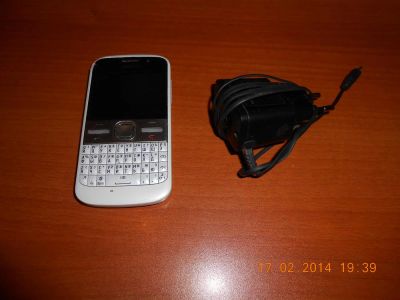 Лот: 3740663. Фото: 1. nokia e5-00. Кнопочные мобильные телефоны