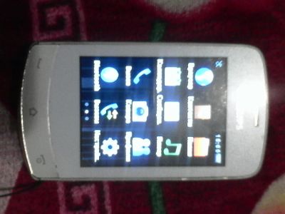 Лот: 7265074. Фото: 1. Philips Xenium X518. Смартфоны