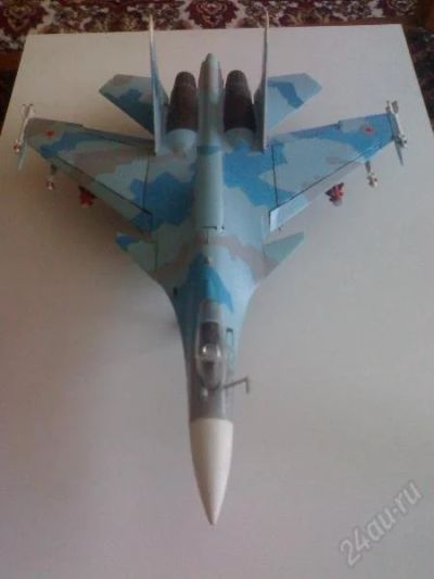 Лот: 154034. Фото: 1. Модель Су 35 1/72. Авиамоделизм