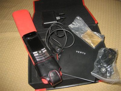 Лот: 1446155. Фото: 1. Vertu Ascent Ferrari. Кнопочные мобильные телефоны