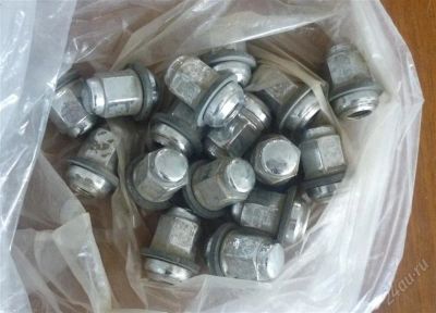 Лот: 2916311. Фото: 1. Колесные гайки (штамповка с колпаком... Другое (шины, диски)