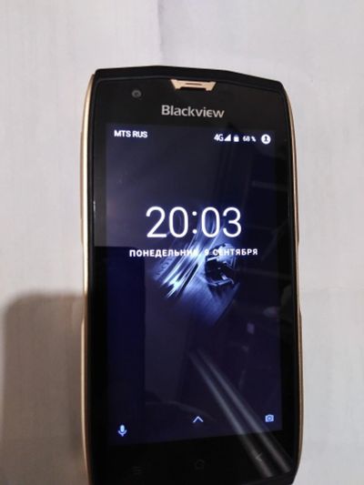 Лот: 14546897. Фото: 1. Сматрфон Blackview 7000 (золотистый... Чехлы, бамперы