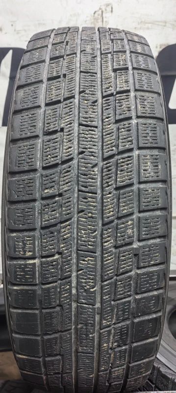 Лот: 25047369. Фото: 1. 175/65R14 82Q Yokohama Ice Guard... Шины