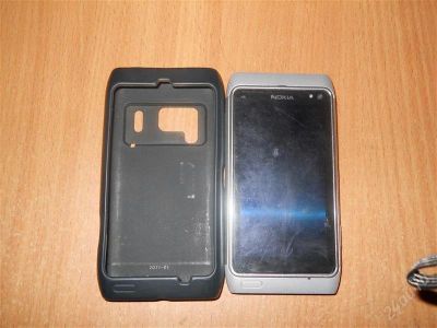 Лот: 1524951. Фото: 1. Nokia N 8 Оригинал,еще на гарантии... Смартфоны