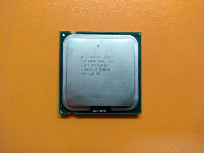 Лот: 15200149. Фото: 1. Процессор Intel Pentium E5200... Процессоры