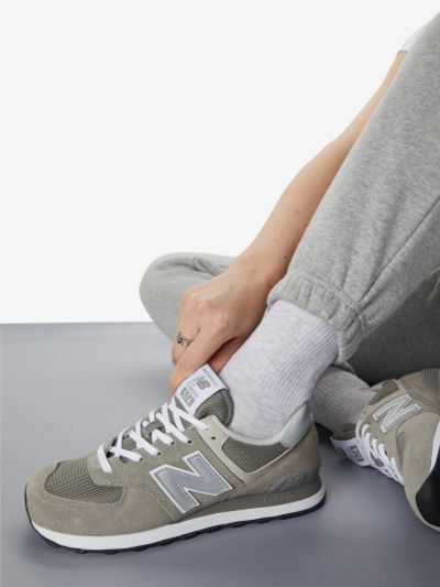 Лот: 25369932. Фото: 1. Кроссовки женские New Balance... Кеды, кроссовки, слипоны