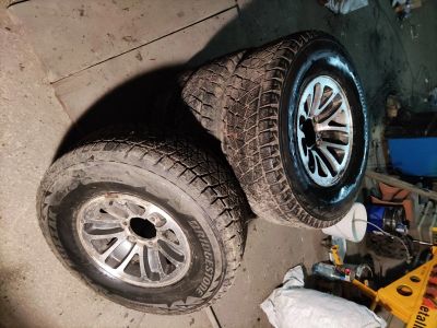 Лот: 17163352. Фото: 1. Шины Bridgestone Blizzak DM-V2... Шины