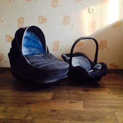 Лот: 4092063. Фото: 1. Zippy Tutis 3 в 1. Коляски