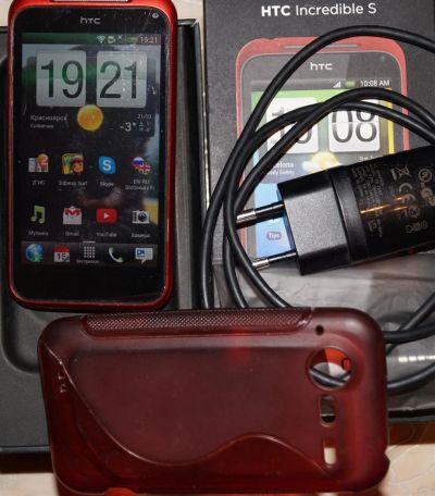 Лот: 3309038. Фото: 1. HTC Incredible S Red. Смартфоны