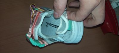 Лот: 16640684. Фото: 1. Тапки летние new balance. Кеды, кроссовки, слипоны