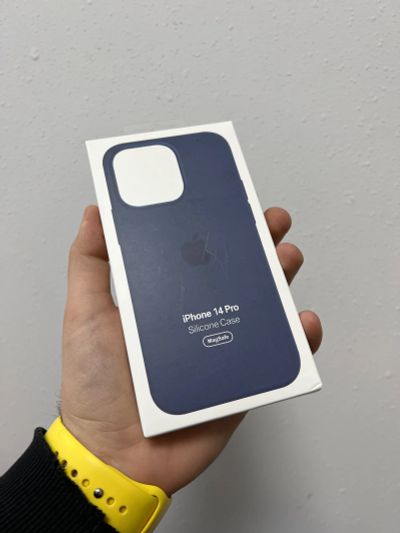 Лот: 19639867. Фото: 1. Чехол для iPhone 14 Pro Silicone... Чехлы, бамперы
