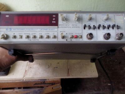 Лот: 9976713. Фото: 1. Частотомер Ч3-63/1. Радиолюбительский инструмент