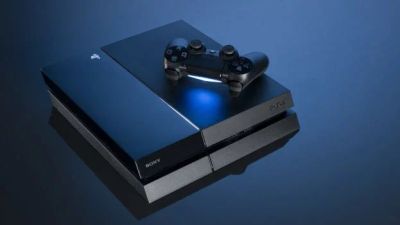 Лот: 8808679. Фото: 1. PS4 500гб в комплекте много топ... Игровые приставки, консоли