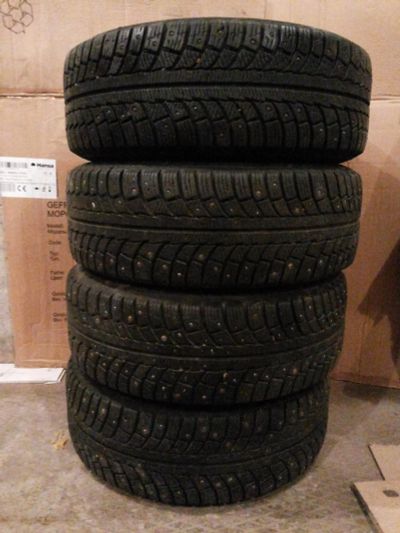 Лот: 9389311. Фото: 1. Комплект шин 215/60R16 Gislaved... Шины