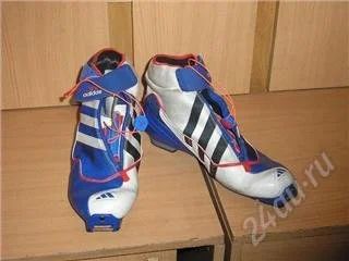 Лот: 154018. Фото: 1. Ботинки лыжные Adidas. Лыжи