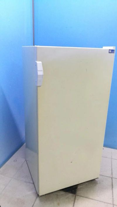 Лот: 11169641. Фото: 1. Холодильник Бирюса-10 код 507508. Холодильники, морозильные камеры