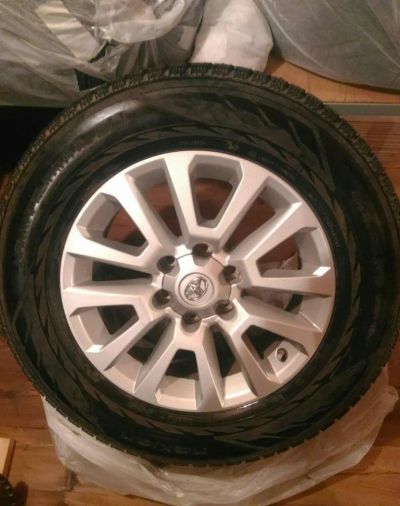 Лот: 12436545. Фото: 1. Оригинальные диски на Toyota Prado... Шины на дисках